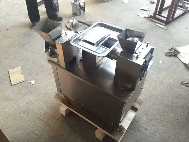 dumpling machine
