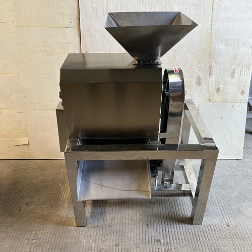 Strawberry Fruit Pulping Machine